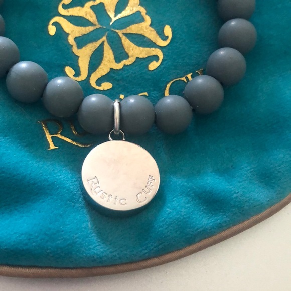 Rustic cuff bracelet - Picture 3 of 3